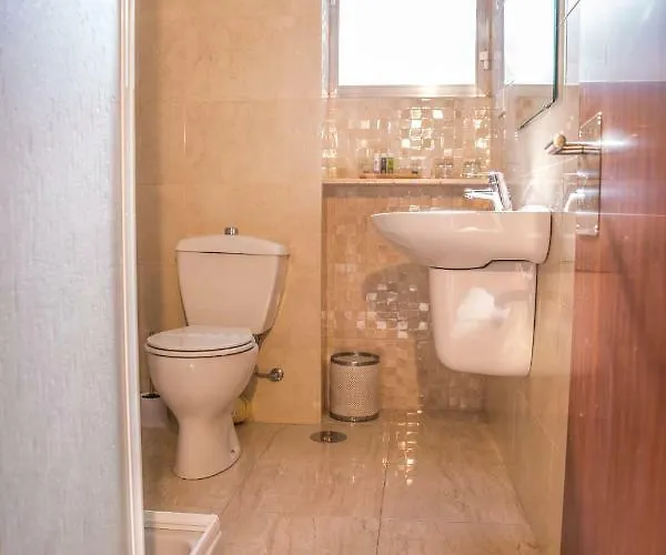 Alda Playa بيت ضيافة 3*